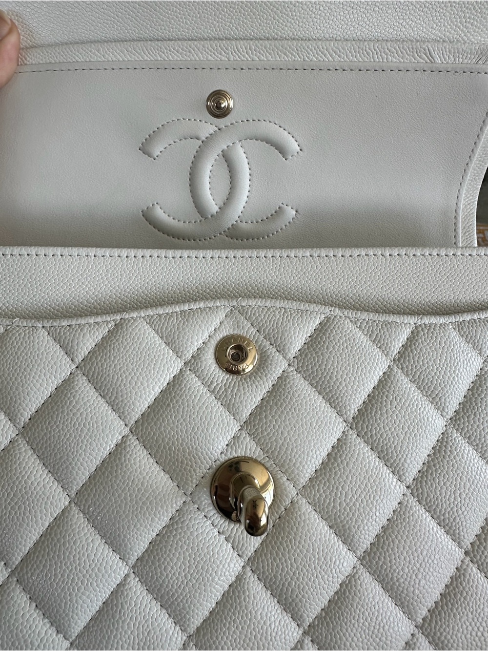CHANEL Small Classic Flap White Caviar Leather Light Gold Chain - Picture 10 of 11